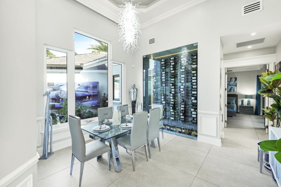 1518 Hermitage Ln, Cape Coral, FL 33914