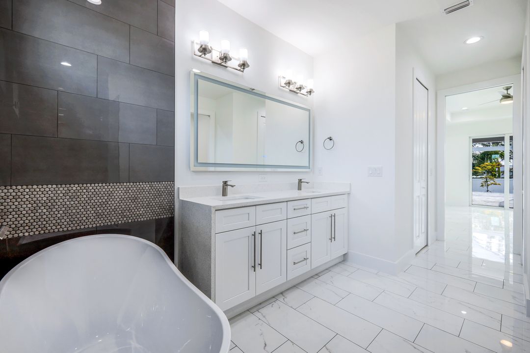 141 SW 46th Terrace, Cape Coral, FL 33914