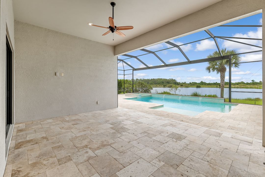 17146 Ashcomb Wy, Estero, FL 33928