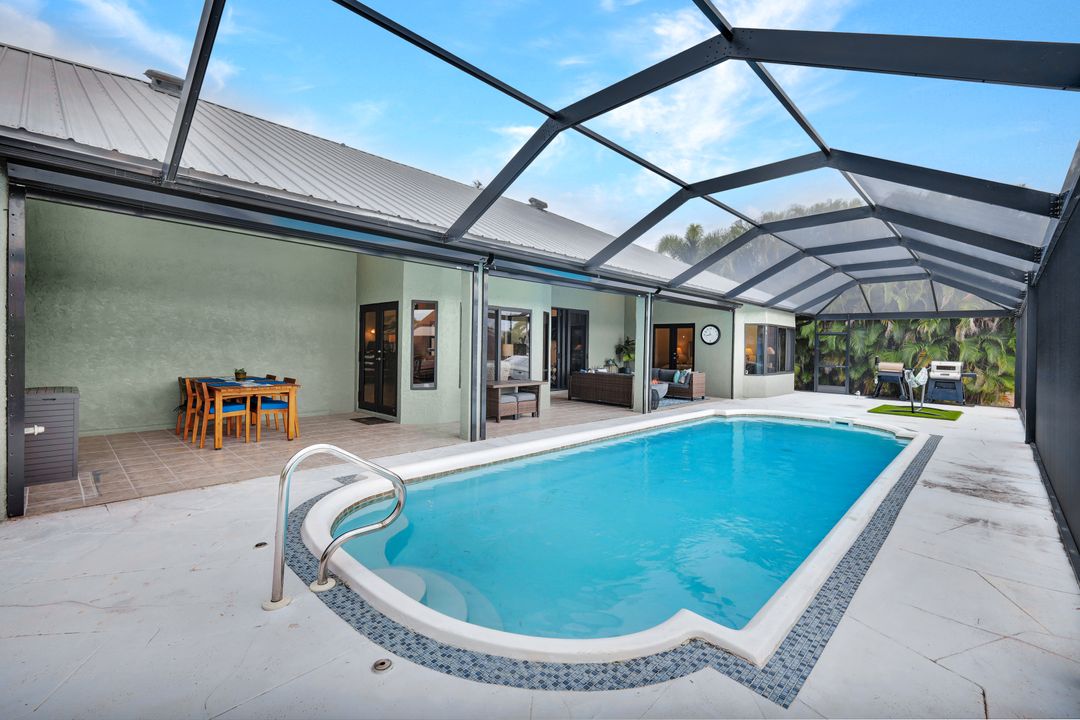 5346 SW 10th Ave, Cape Coral, FL 33914