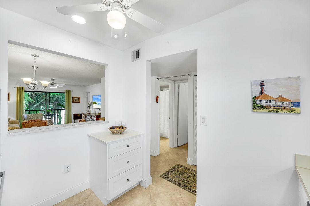 4186 27th Ct SW #204, Naples, FL 34116