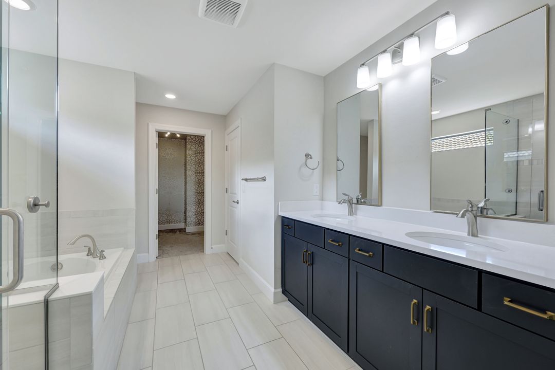 9034 Bexley Dr, Fort Myers, FL 33967