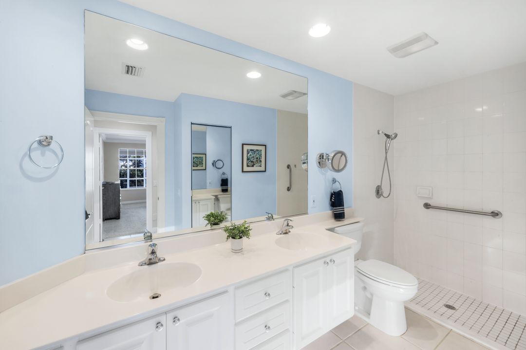 3093 Futuna Ln, Naples, FL 34119