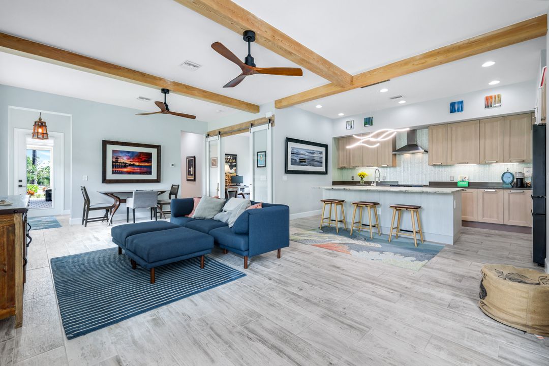 14131 Nautica Ct, Naples, FL 34114