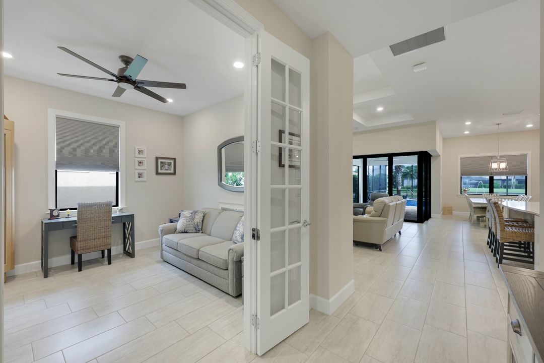 9405 Whooping Crane Wy, Naples, FL 34120