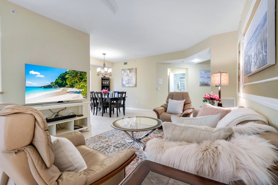 1445 Tiffany Ln #202, Naples, FL 34105