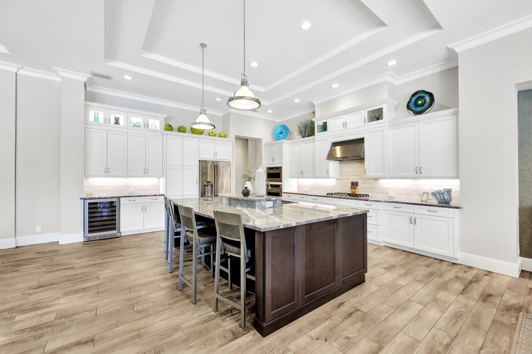 11868 Via Salerno Way, Miromar Lakes, FL 33913