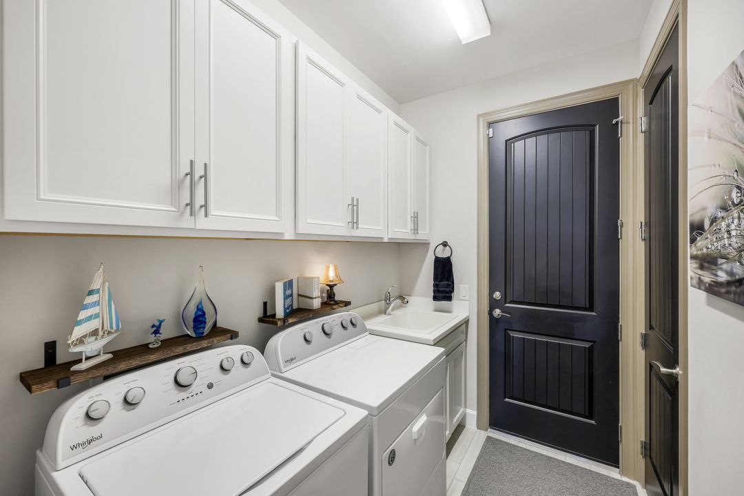 20022 Parrot Key Ct, Estero, FL 33928