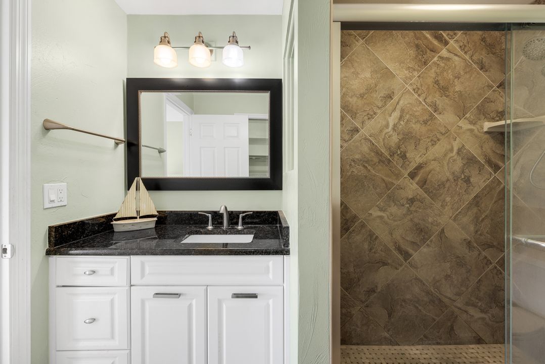 1706 Bikini Ct #202, Cape Coral, FL 33904