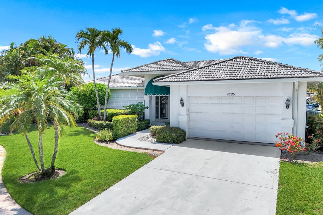 1895 Woodbine Ct, Marco Island, FL 34145