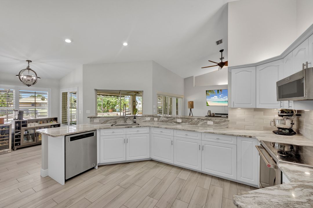 4328 SW 18th Ave, Cape Coral, FL 33914