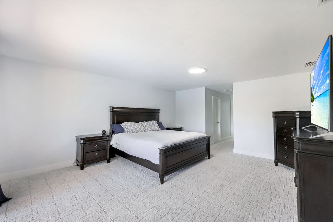 6812 Griffin Blvd, Fort Myers, FL 33908