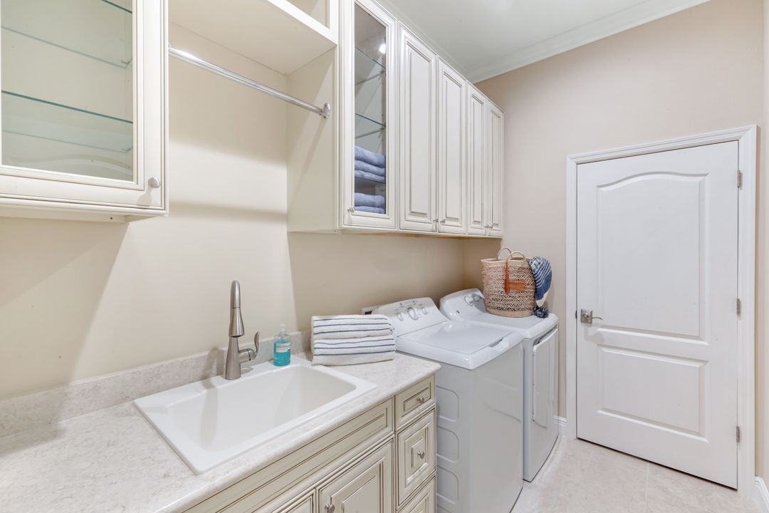 8360 Preserve Point Dr, Fort Myers, FL 33912