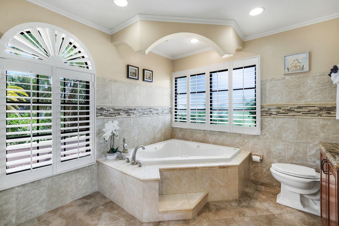 5116 SW 20th Ave, Cape Coral, FL 33914