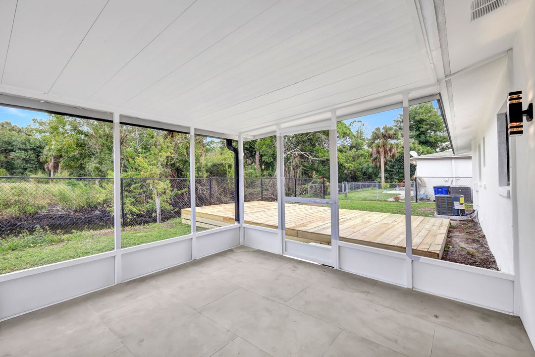 73 Cardinal Dr, North Fort Myers, FL 33917