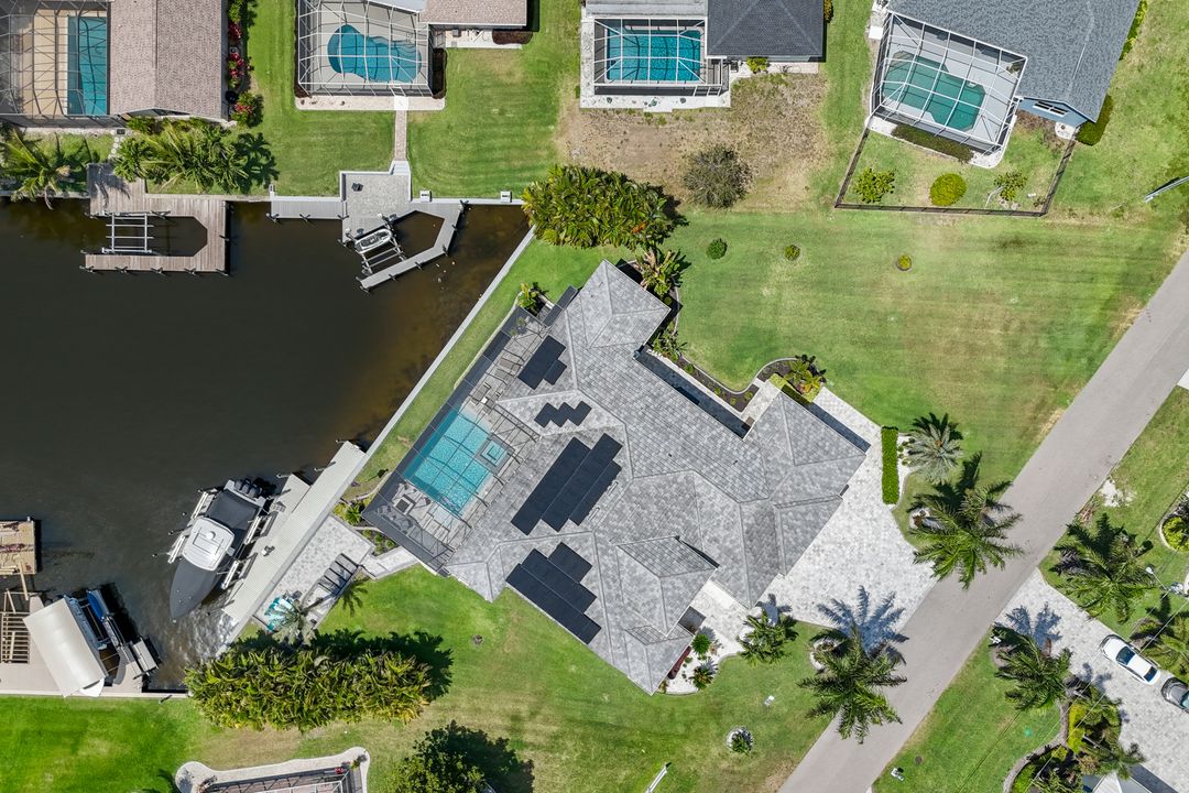 3816 SE 21st Pl, Cape Coral, FL 33904