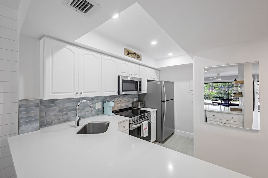 600 Neapolitan Way #142, Naples, FL 34103