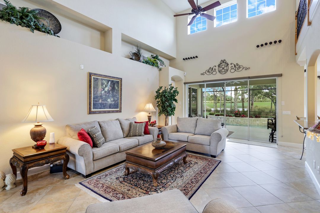 9175 Shale Ct, Naples, FL 34120