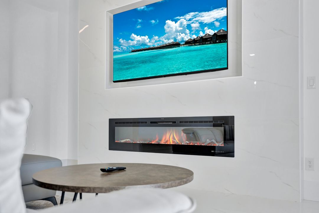 636 NE 8th Terrace, Cape Coral, FL 33909