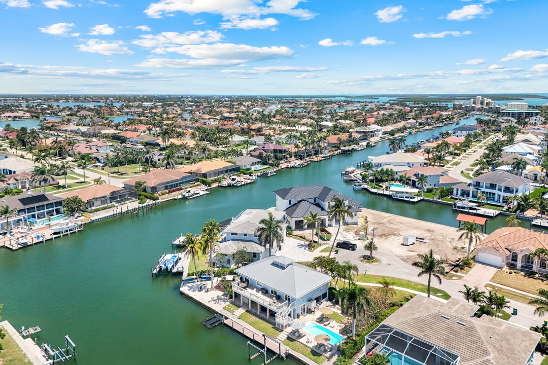 544 Seagrape Dr, Marco Island, FL 34145