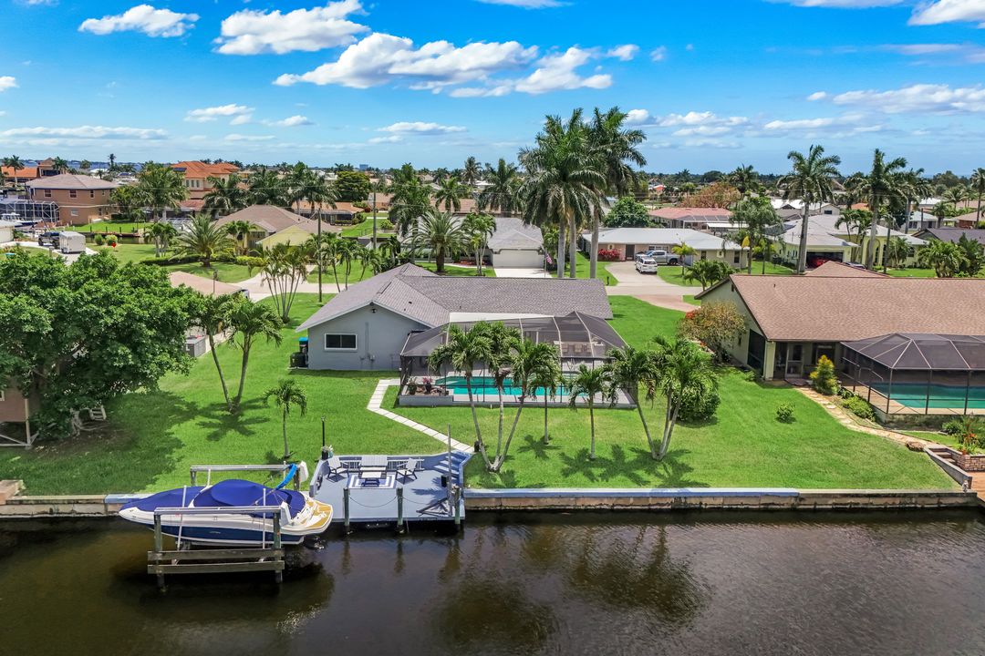 2107 SE 25th Terrace, Cape Coral, FL 33904