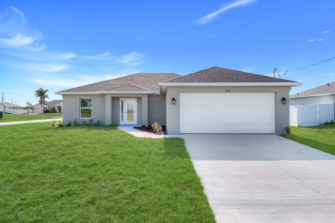 2121 NW 2nd Ave, Cape Coral, FL 33993