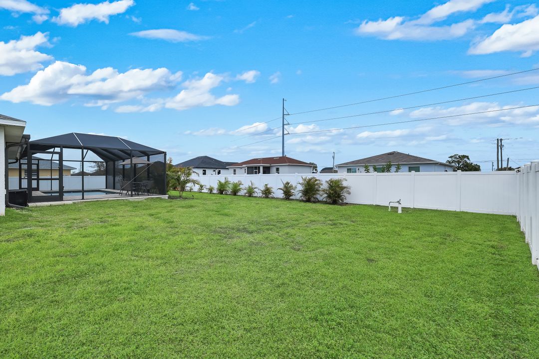 2013 NW Juanita Pl, Cape Coral, FL 33993