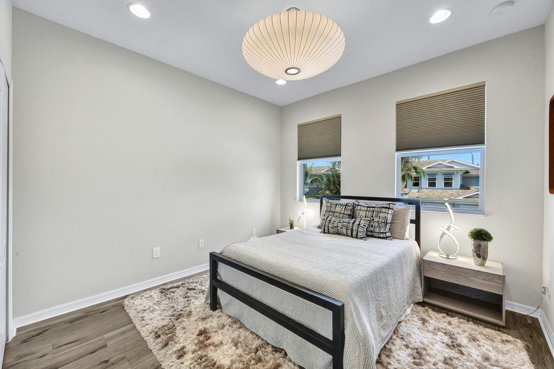 2344 Sheen Ln, Naples, FL 34120