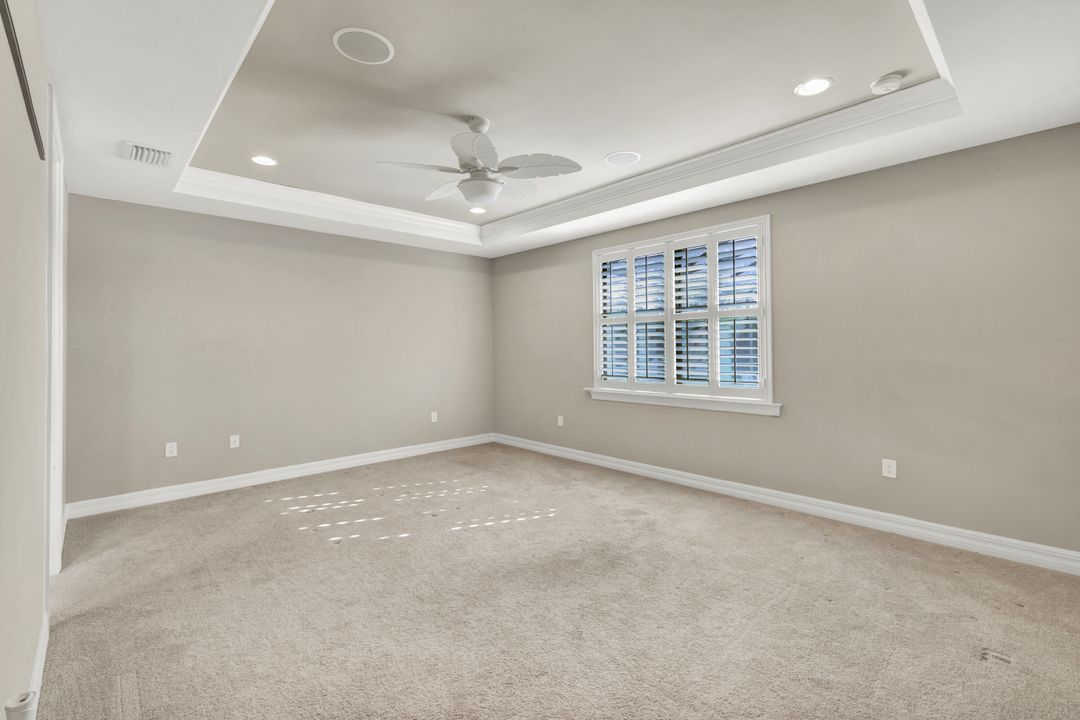 11807 Dixon Dr, Fort Myers, FL 33913