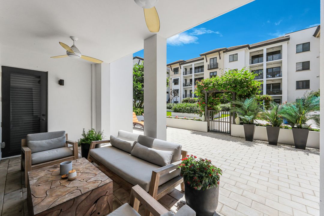 1030 3rd Ave S #216, Naples, FL 34102