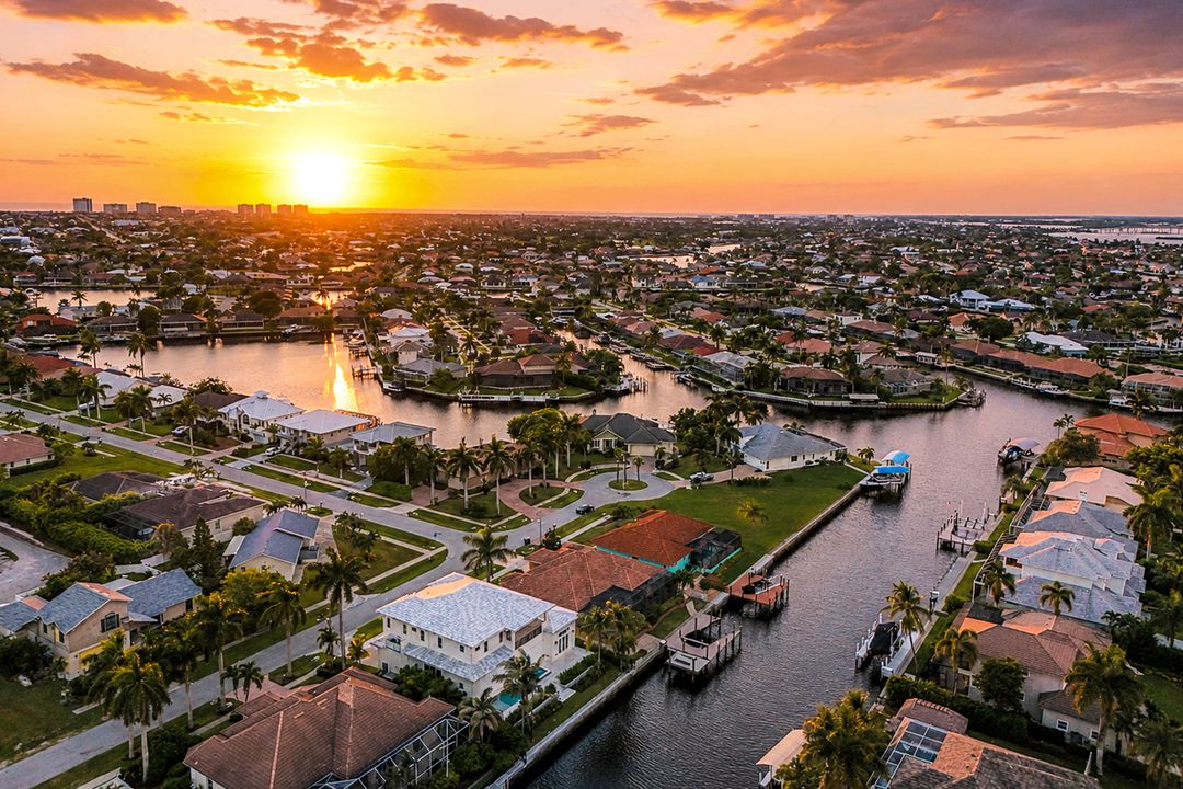 60 Covewood Ct, Marco Island, FL 34145