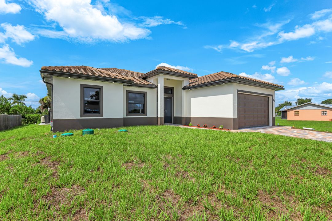 4409 5th St W, Lehigh Acres, FL 33971