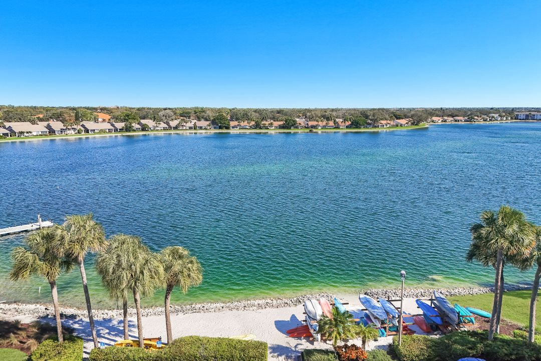 2626 Sailors Way, Naples, FL 34109