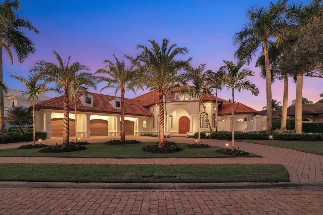 8728 Purslane Dr, Naples, FL 34109