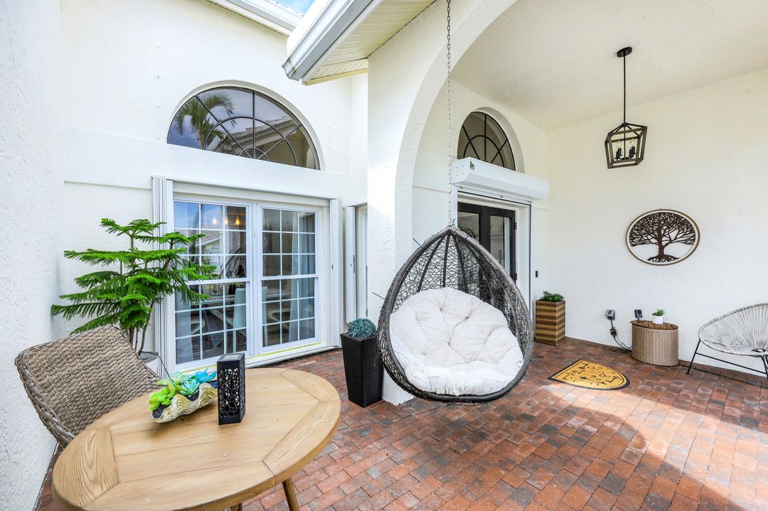 3653 Saybrook Pl, Bonita Springs, FL 34134