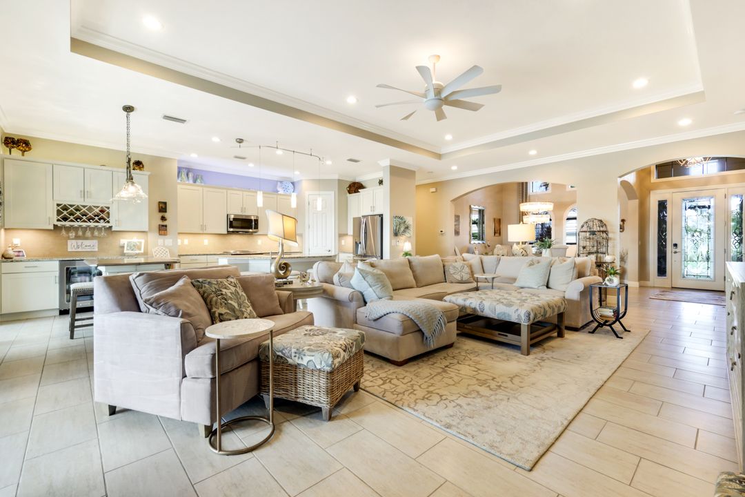 10437 Solaro St, Fort Myers, FL 33913