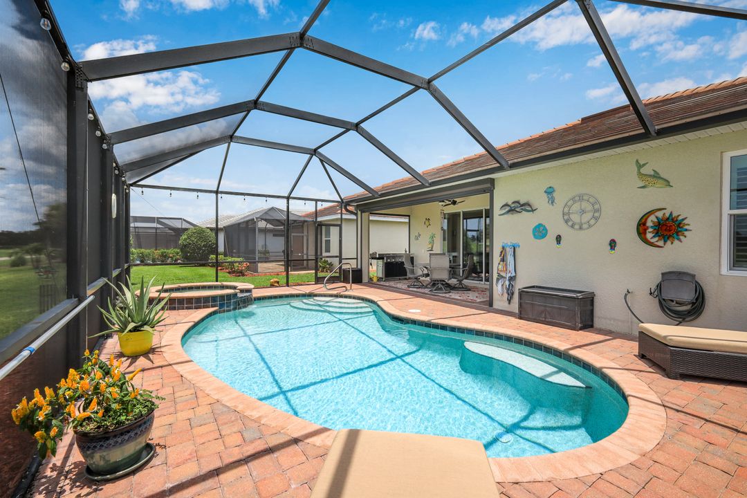 3147 Walnut Grove Ln, Alva, FL 33920