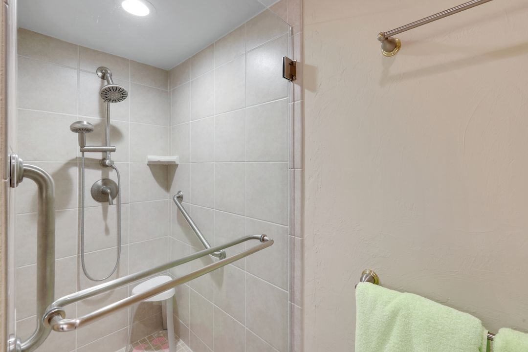 16686 Waters Edge Ct, Fort Myers, FL 33908