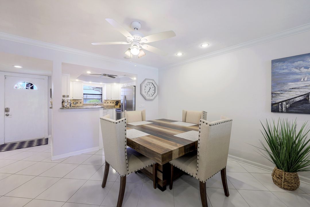 195 Cypress Way E #9, Naples, FL 34110