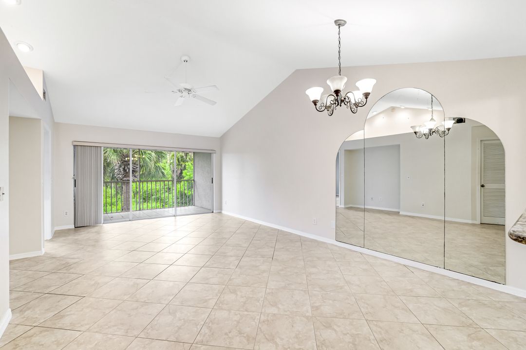 260 Belina Dr #12, Naples, FL 34104