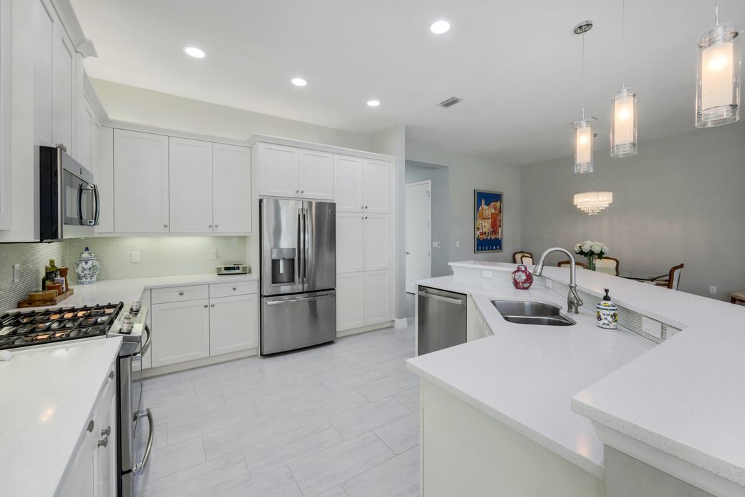 4118 Aspen Chase Dr, Naples, FL 34119
