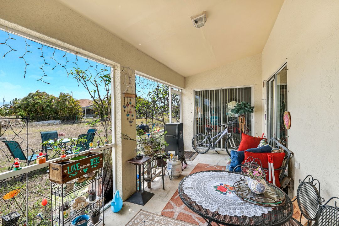 1020 Diplomat Pkwy W, Cape Coral, FL 33993