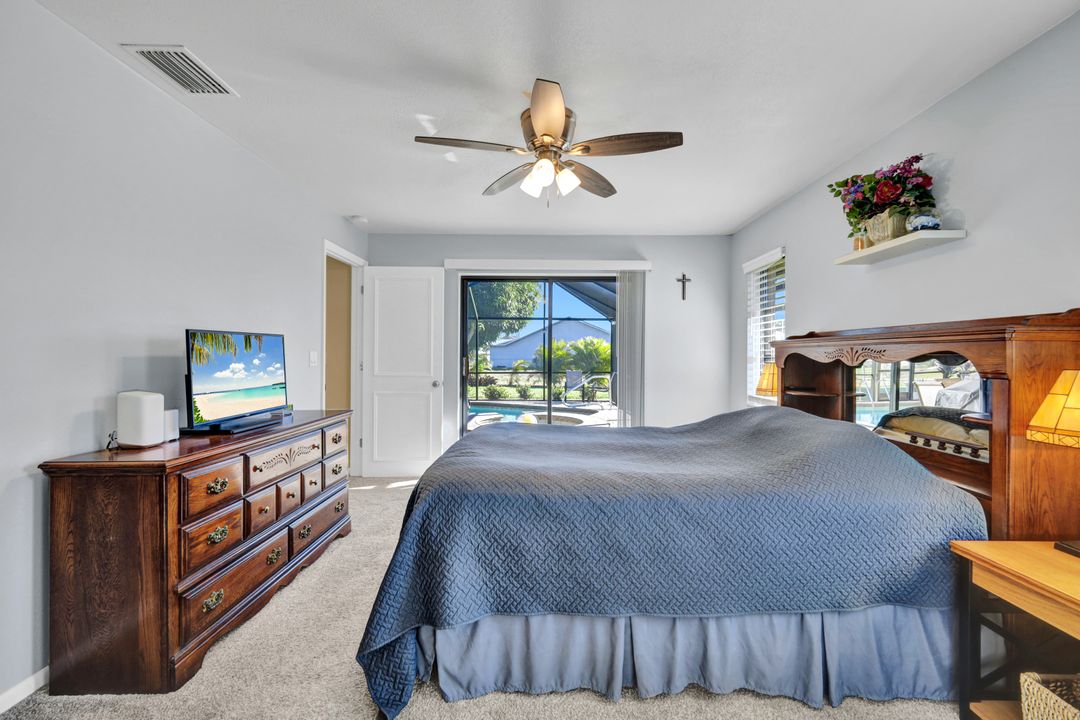 215 SE 12th Ave, Cape Coral, FL 33990