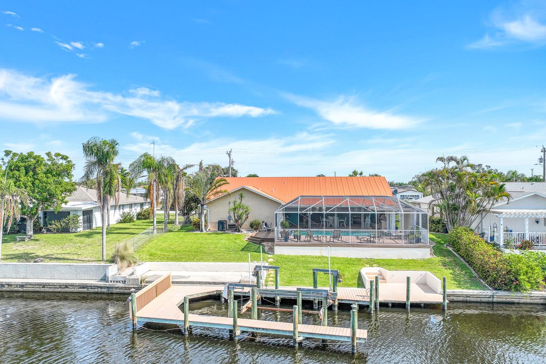 1004 Archer Pkwy E, Cape Coral, FL 33904