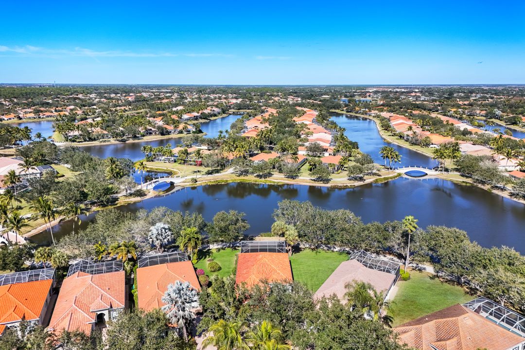 5343 Hawkesbury Way, Naples, FL 34119