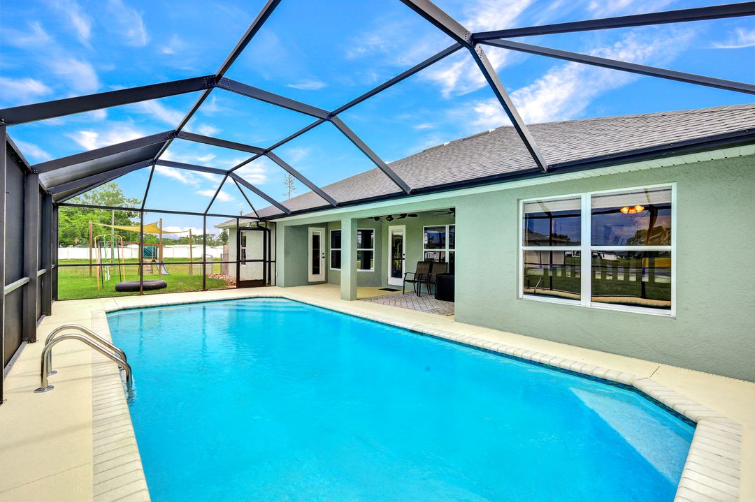 4414 Garden Blvd, Cape Coral, FL 33909