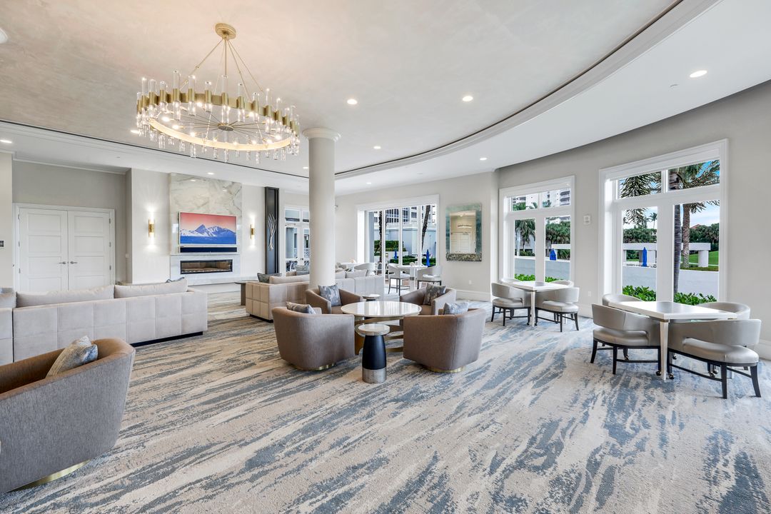 4951 Bonita Bay Blvd #PH302, Bonita Springs, FL 34134