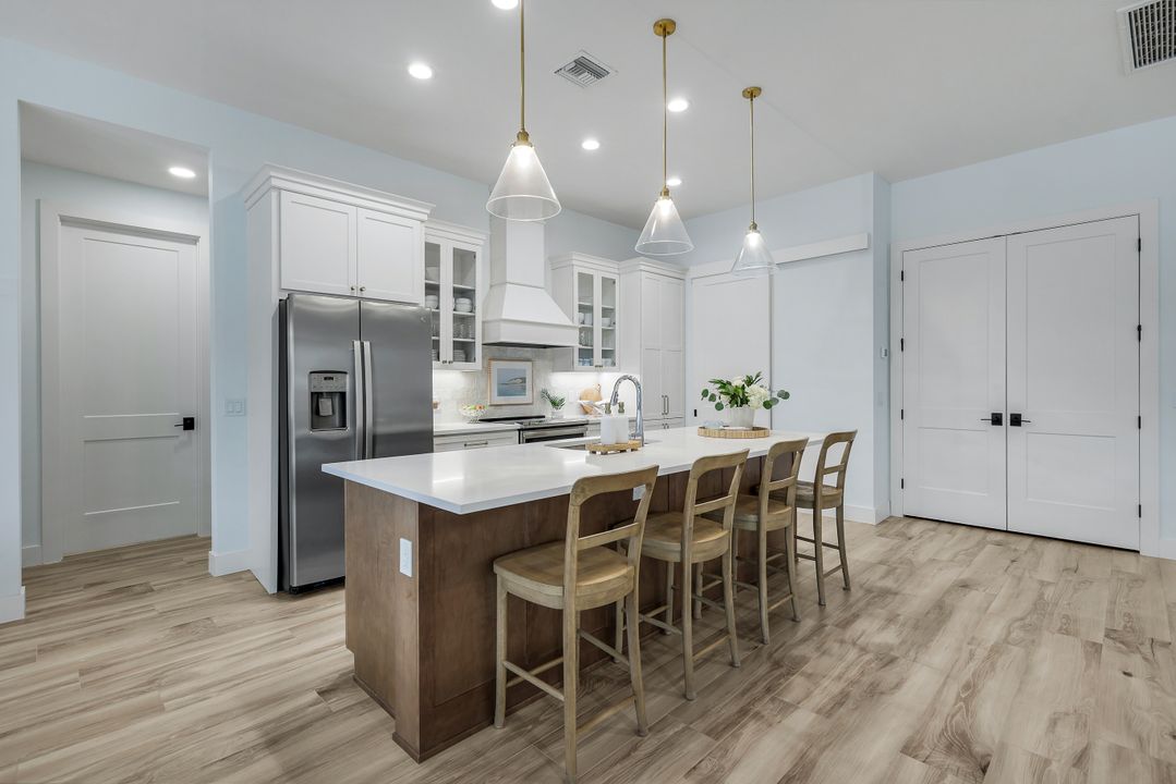 1319 SE 38th St, Cape Coral, FL 33904
