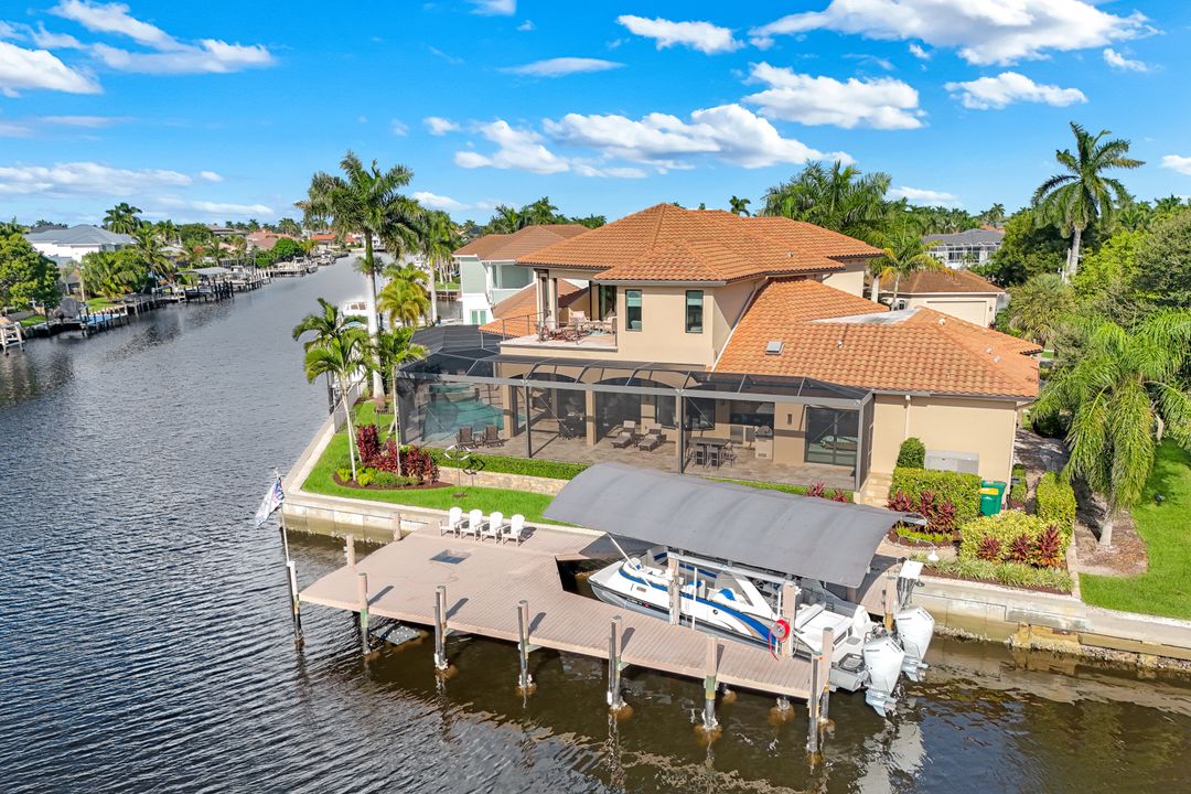 80 Anchor Ct, Marco Island, FL 34145