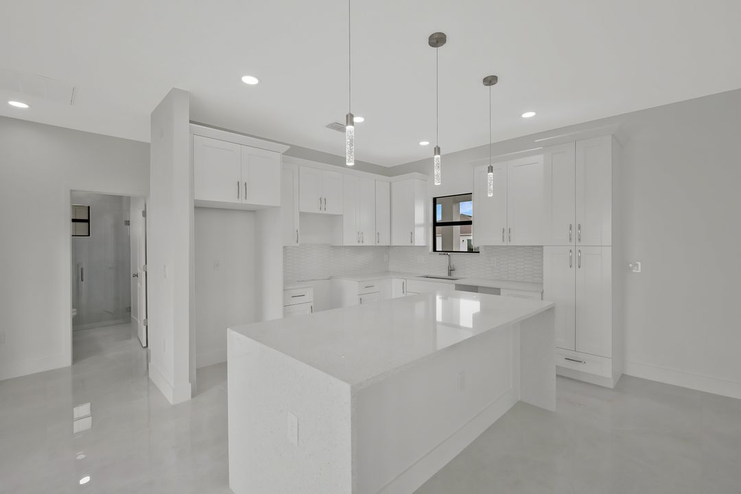 3800 24th St SW, Lehigh Acres, FL 33976